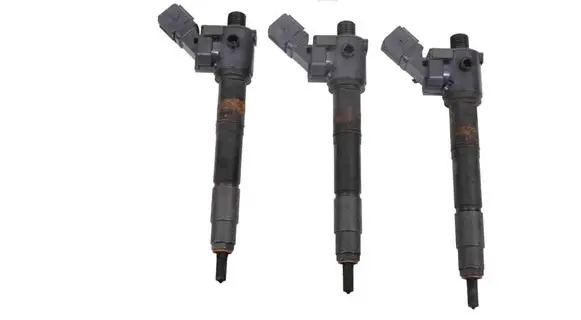 Volvo V60 Fuel injectors set 31452115