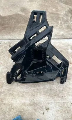 Skoda Octavia Mk4 Front bumper mounting bracket 5E3807724 3200201124