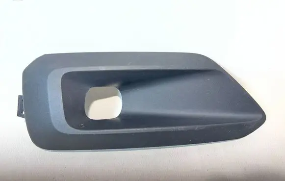 Volvo XC40 Front bumper lower grill 31449343