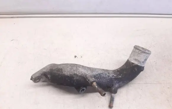 Nissan Navara D40 Engine coolant pipe/hose