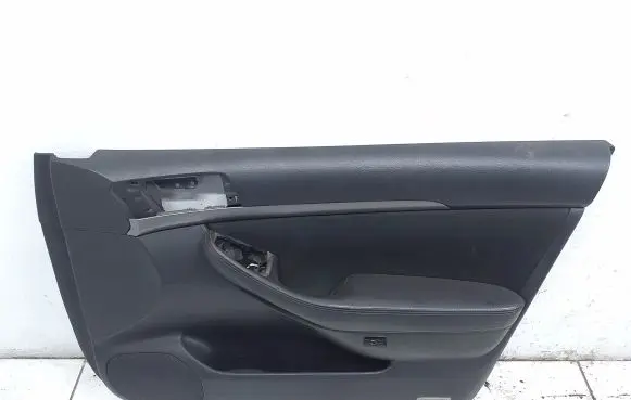 Toyota Avensis T250 Front door card panel trim 6782305030