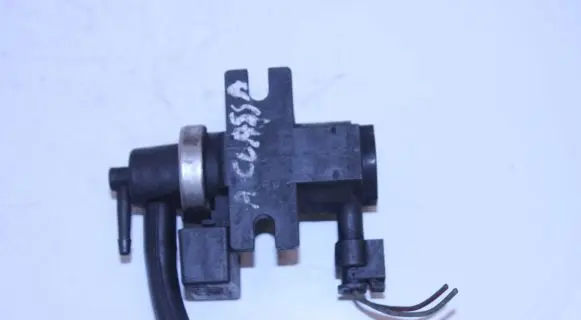Mercedes-Benz A W168 Vacuum valve a0051535528