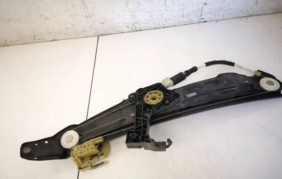 BMW 5 F10 F11 Sliding door window regulator with motor 7182121F10S