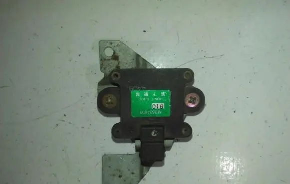 Mitsubishi Space Wagon Sensor mb534699 4a08