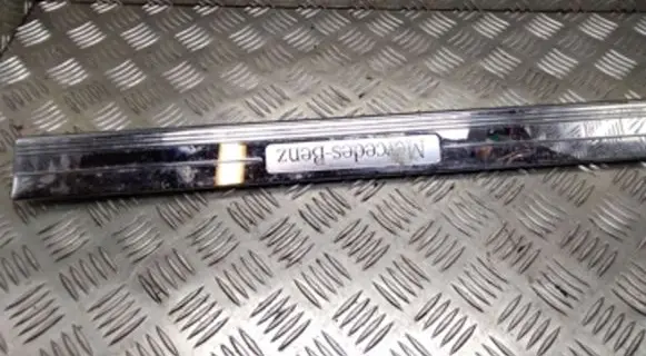 Mercedes-Benz CLS C219 Front sill trim cover A219800235