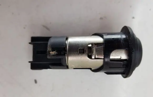 Citroen C4 I Picasso Cigarette lighter 7394