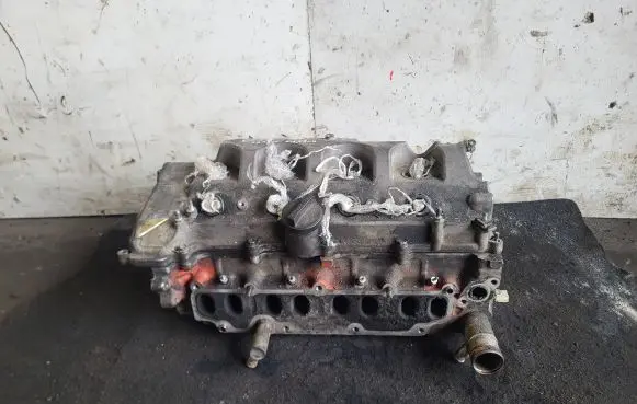 Toyota Avensis T250 Engine head FTV