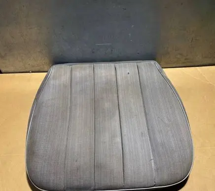 Mercedes-Benz E W124 Seat trim 1249101050 334686