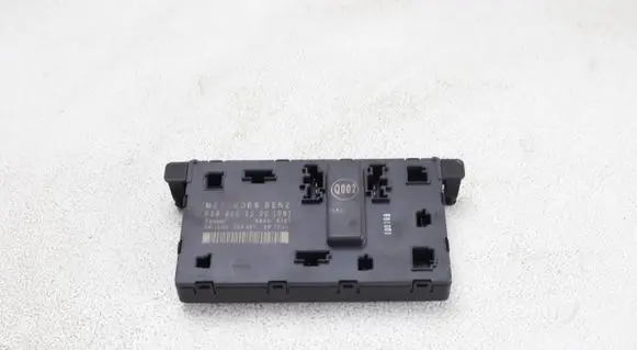 Mercedes-Benz Vito Viano W639 Door control unit/module 6399003200