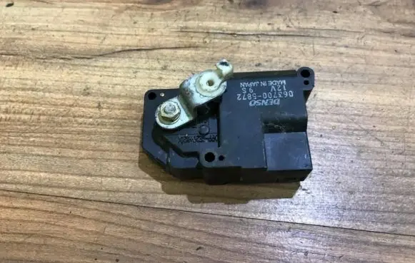 Honda Civic Air flap motor/actuator 0637005872 063700-5872
