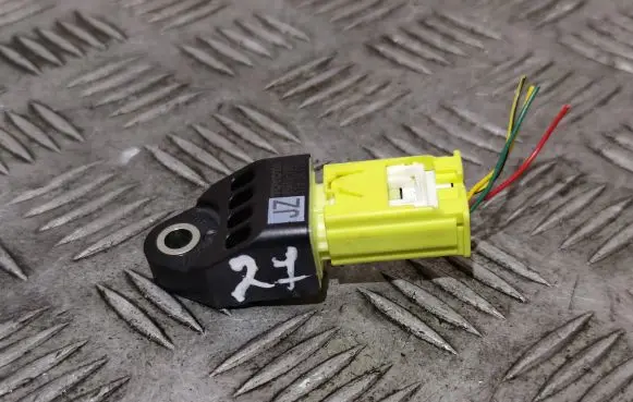 Lexus NX Airbag deployment crash/impact sensor 8983178020