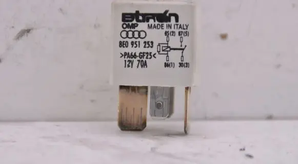 Audi A6 S6 C6 4F Other relay 8E0951253