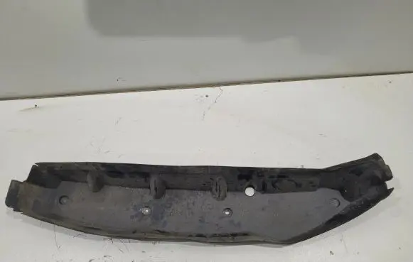 Fender end trim