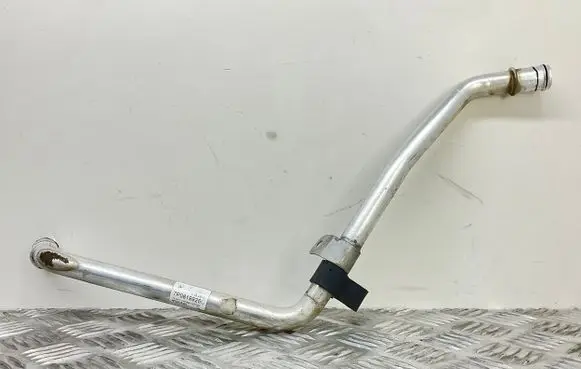 Volkswagen Touareg II Engine coolant pipe/hose 7P0819926C