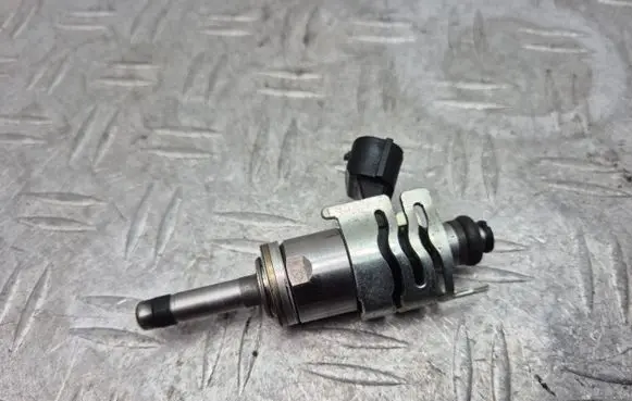 Toyota RAV 4 (XA50) Fuel injector 2325025010