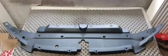 Toyota Land Cruiser (J150) Radiator trim 5329260080