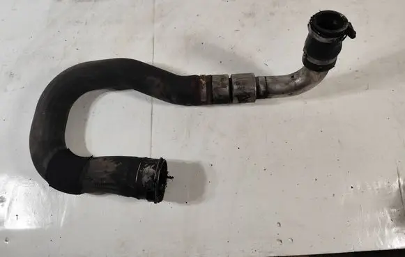 Intercooler hose/pipe