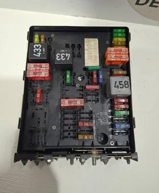 Volkswagen Golf Plus Fuse module 1K0937124