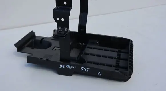 Volvo XC90 Battery tray 31688220