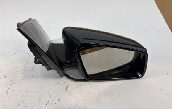 Mercedes-Benz B W246 W242 Front door electric wing mirror 6232209696 5008362