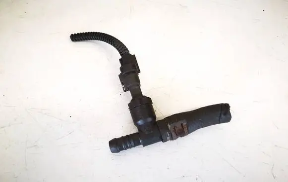 Volkswagen Cross Polo Fuel temperature sensor 03l919824d