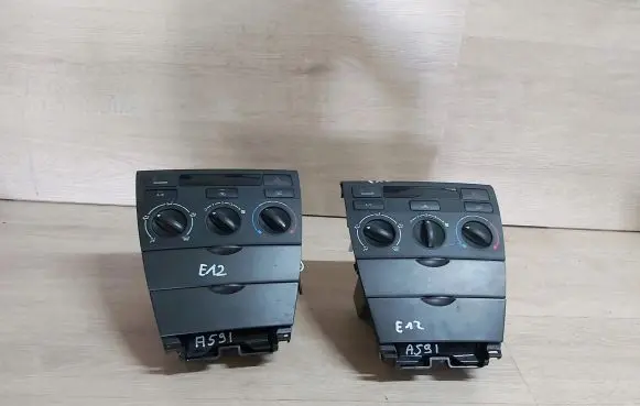Toyota Corolla E120 E130 Other switches/knobs/shifts E12PANELNAWIEWU