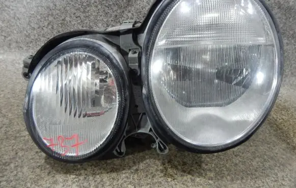 Mercedes-Benz E W210 Headlight/headlamp