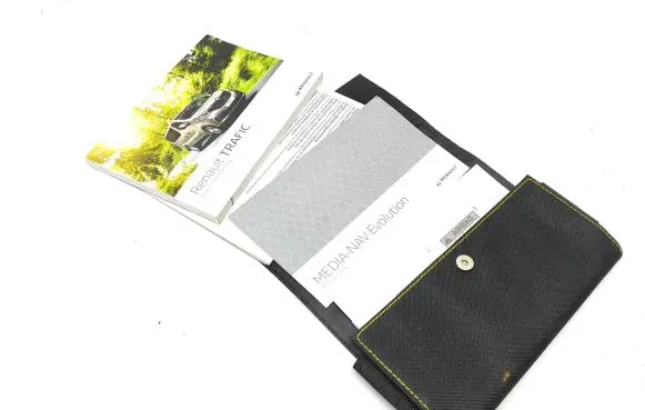 Renault Trafic III (X82) Owners service history hand book 