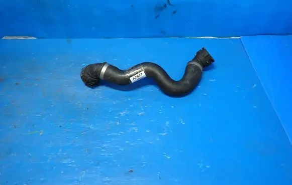 Mercedes-Benz GLC X253 C253 Engine coolant pipe/hose A2535019782