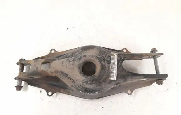 Rear control arm