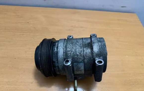 SsangYong Korando Air conditioning (A/C) compressor (pump) 6711303211