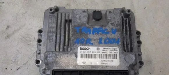 Opel Vivaro Engine control unit/module ECU 8200935115