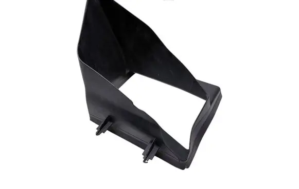 BMW M5 F90 Intercooler air channel guide 51748059681 8059681