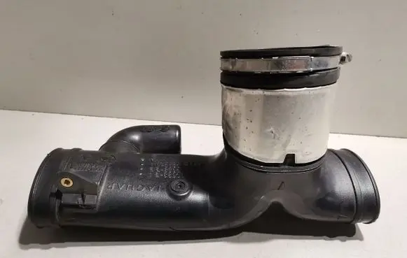 Jaguar F-Type Intercooler hose/pipe AW939C623BA DX239C602AA