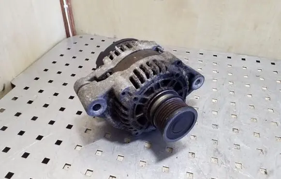 Opel Insignia A Generator/alternator 13502583