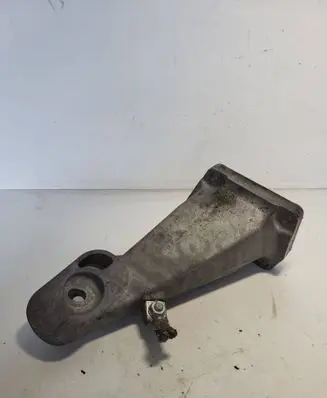 BMW 5 E60 E61 Engine mounting bracket 22116763218