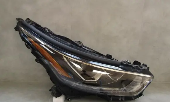 Toyota Highlander XU70 Headlight/headlamp 100008A06K