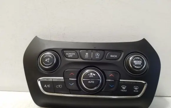 Jeep Cherokee Climate control unit 68249524AA