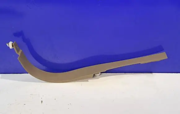 Front sill trim cover