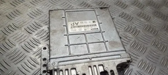 Opel Frontera A Engine control unit/module 91154826 0281001493