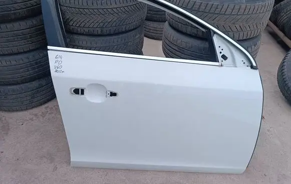 Volvo V60 Front door