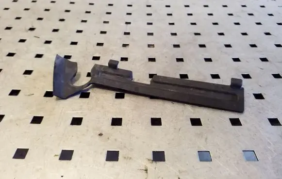 Audi A8 S8 D4 4H Other engine bay part 4H0121281A