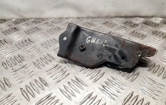 Hyundai Terracan Rear bumper mounting bracket