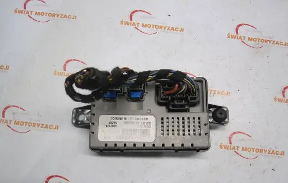 Jaguar XF X250 Seat heating relay 8X2314B663AG
