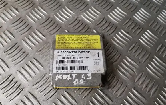 Mitsubishi Colt Airbag control unit/module 8635A226 0285010694 P8635A226