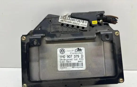 Volkswagen PASSAT B4 ABS control unit/module 1H0907379D