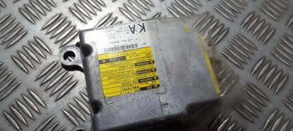 Toyota Avensis T270 Airbag control unit/module 219122103