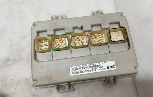 Chrysler Voyager Comfort/convenience module 05026063AC T2RQH1395W0R2B P05026063AC