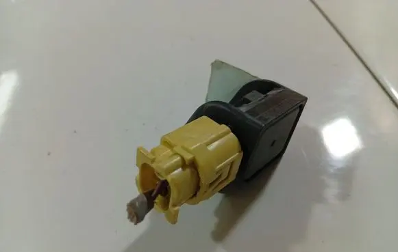 Honda FR-V Airbag deployment crash/impact sensor 77970SFEB110M2 77970-SFE-B110-M2