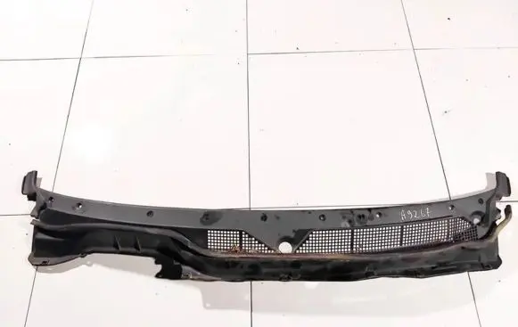 Honda CR-V Wiper trim 74200s10a000 74200-s10-a000